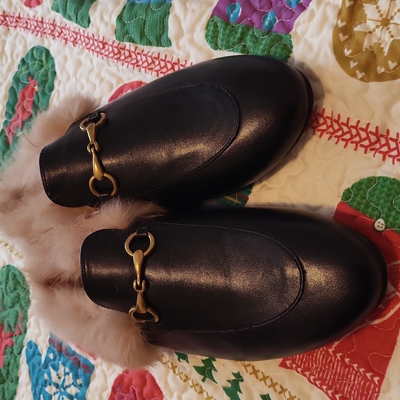 Vertundy Fur Mules 🖤 - Picture 11 of 16